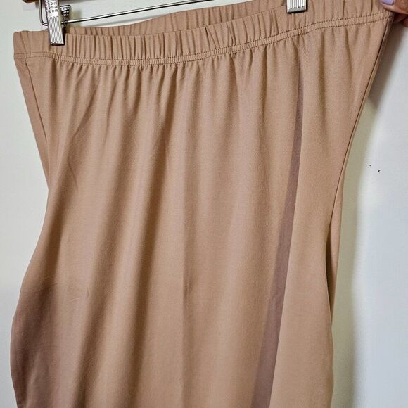 EUC TAN CURVY PENCIL SKIRT SIZE XL - Picture 3 of 10